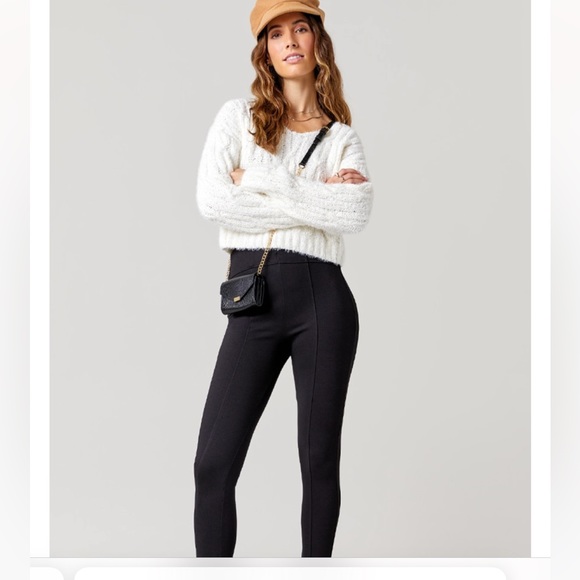 🍁New Francesca’s Chellie Black Ponte Leggings - Picture 2 of 6